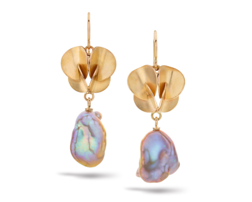 Nicoline_van_Boven-oorhangers-parels